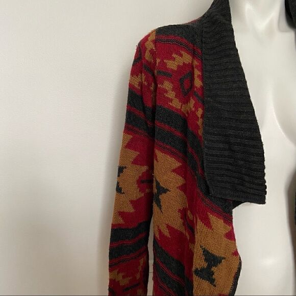 Aztec Print Knitted Waterfall Sweater - Picture 3 of 9